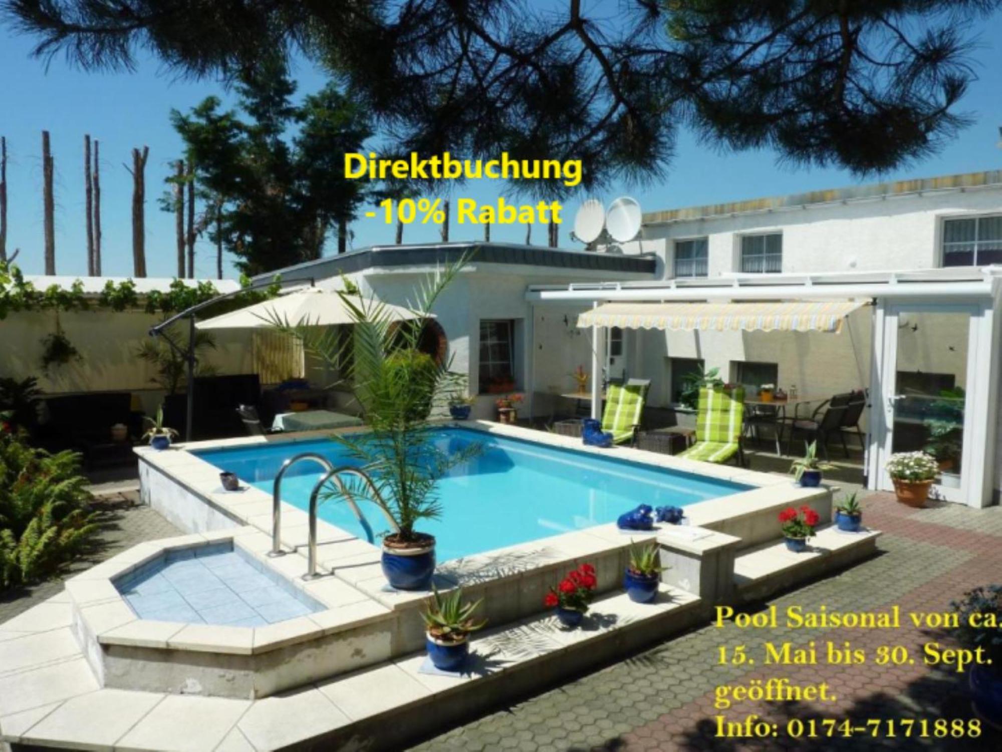 Pension Muench "Am Anger" Neuseusslitz Luaran gambar